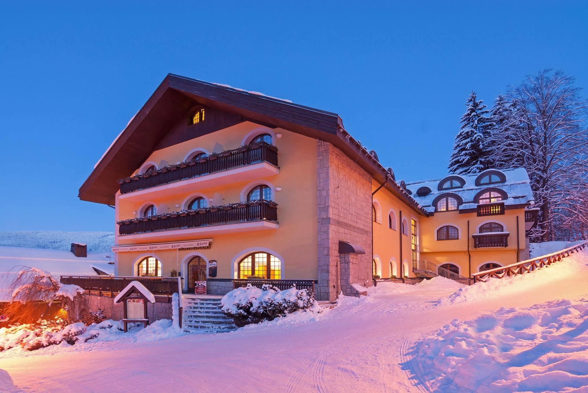 Wellness Hotel Windsor Špindlerŭv Mlýn Esterno foto